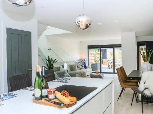 外部景觀, Sail Loft in 道利什市中心