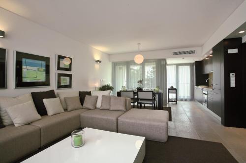 Troia Residence by The Editory - Apartamentos Marina - image 9