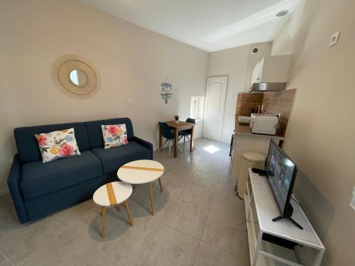 Studio bien équipé à 2 pas de la gare - Location saisonnière - Béziers