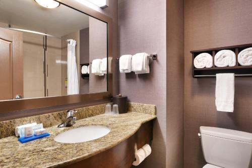 Holiday Inn Express and Suites Billings West