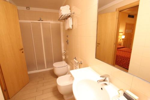 Mokinba Hotels Cristallo - image 14