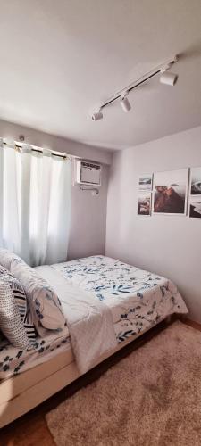 Mikaela's Crib- 1 Bedroom flat @ Arezzo Place Condominium in ブハンギン