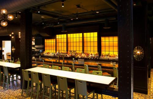 395637112 Kimpton Hotel Monaco Pittsburgh by IHG
