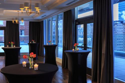 395637137 Kimpton Hotel Monaco Pittsburgh by IHG