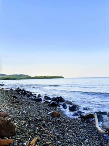 Beach House in the Jungle HighSpeed Wifi, AC in Santa Cruz, Mexico