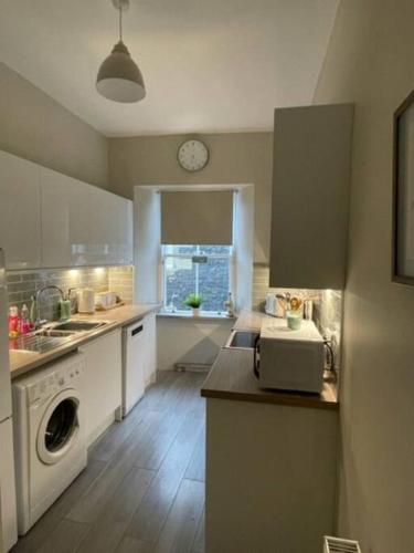 Stunning 3 bed duplex apartment near Saint Andrews