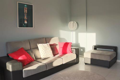 Сomfortable apartments and free garage parking, Oporto