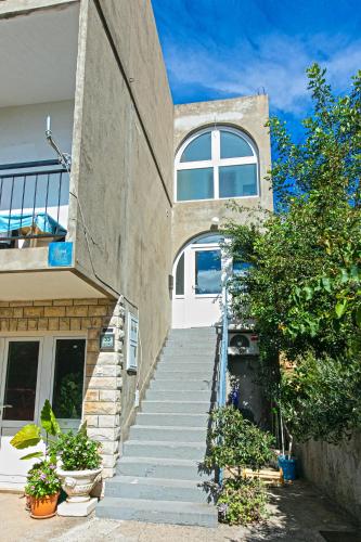 Apartment Gradac 14708b