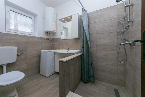Apartment Gradac 14708b - image 4