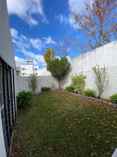 Casa con Estacionamiento en zona sur de la Ciudad