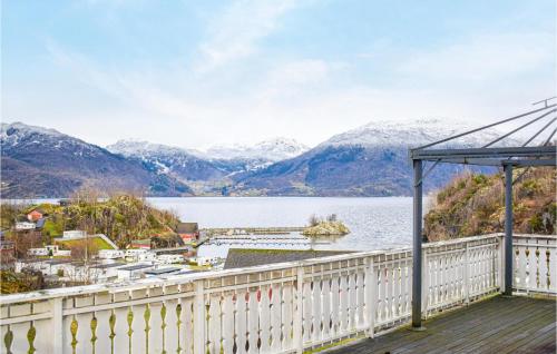 Vistas, Cozy Home In Etne With Wifi in Etne