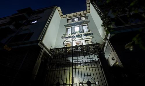 Buitenkant, Hotel Connaught Mews in Central Delhi