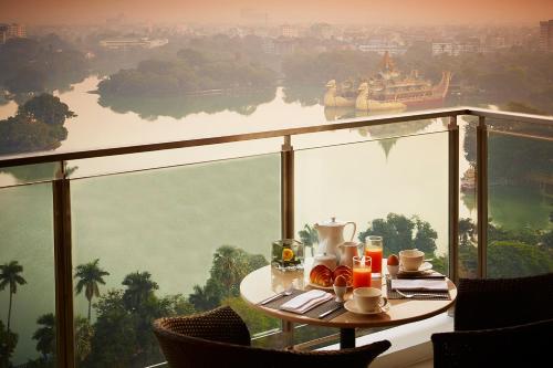 Balcony/terrace, Shangri-La Serviced Apartments, Yangon in Kandawgyi