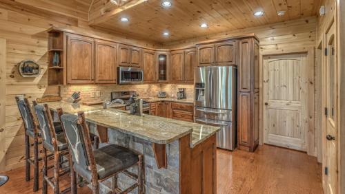 Wolf Branch Retreat in Cherry Log, USA