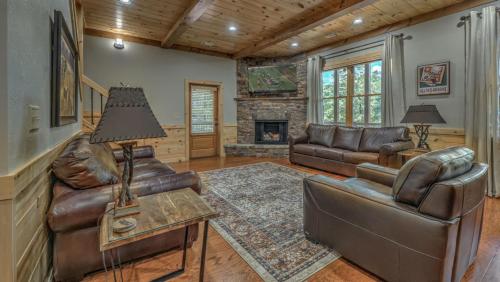 Wolf Branch Retreat in Cherry Log, USA