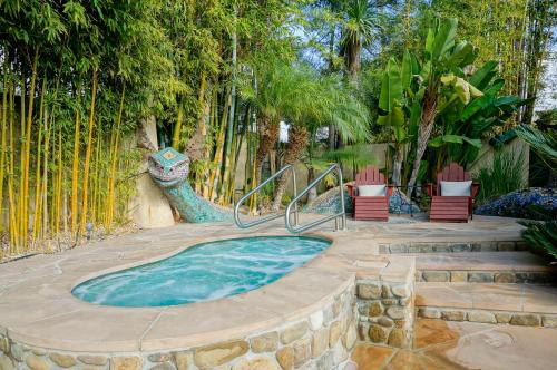 39576075 Blue Iguana Inn