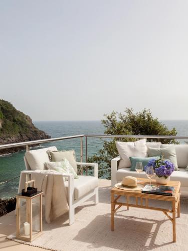 Erkély/terasz, Wishome- Villa sobre el mar, piscina climatizada in Unquera