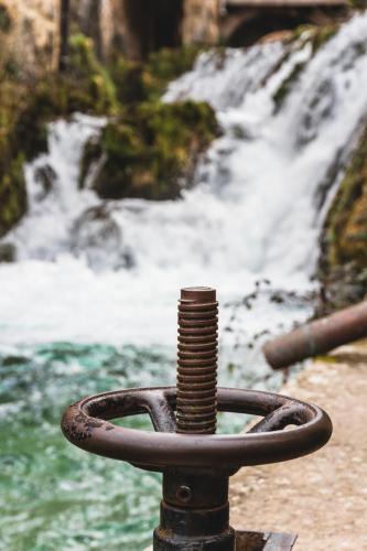 El Salto del Agua Auténtico El Molino de la Cascada Orbaneja