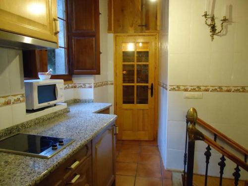 El Salto del Agua Auténtico El Molino de la Cascada Orbaneja (El Salto del Agua Autentico El Molino de la Cascada Orbaneja) in Barriolacuesta