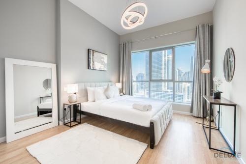 Elegant 2BR at The Point Dubai Marina by Deluxe Holiday Homes, Dubai (photo 5)