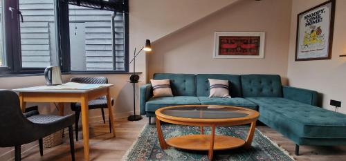 2 bedrooms, 4 beds
