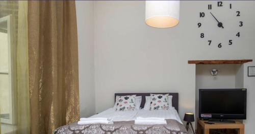 Spacious Studio Apartment in the heart of Old Town, Tallinn (photo 6)