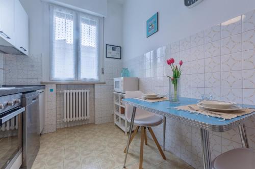 Ferrara Charming apt 4 min walk from the bus stop!