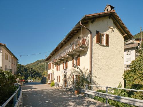 Exterior view, Osteria Grutli con alloggio in Borgnone