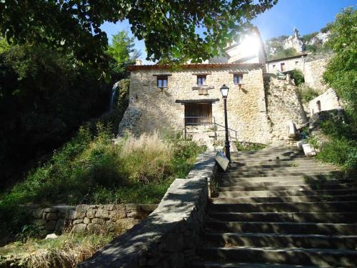 A szálláshely kívülről, El Salto del Agua Auténtico El Molino de la Cascada Orbaneja (El Salto del Agua Autentico El Molino de la Cascada Orbaneja) in Barriolacuesta