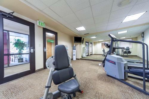 Suburban Extended Stay Hotel I-80 Grand Island - image 2