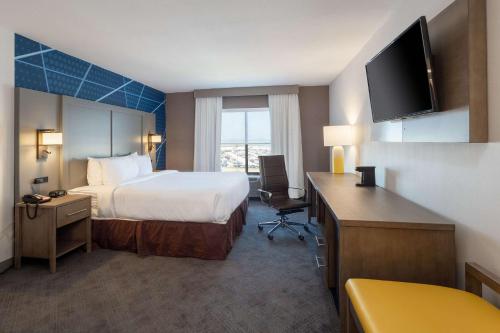 Comfort Inn & Suites Buffalo Airport in Buffalo, USA