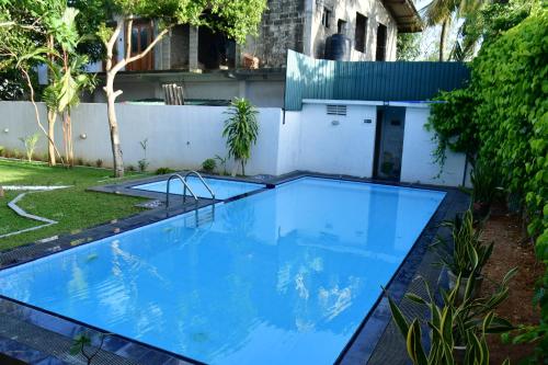 Sholay Villa - Tap to explore photos