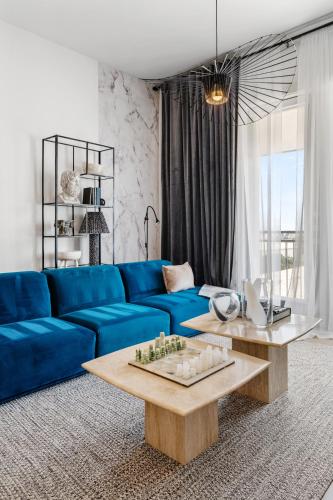 Modern Lux Stay with City Views