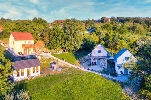 Borárium Vendégházak - Néró Ház (Borarium Vendeghazak - Nero Haz) in Pázmánd