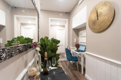 Sacconi Palace Suite Roma, Rom