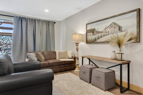 Maple Suite - Main Street Lodge in Berlin Maple Suite - Main Street Lodge in Berlin