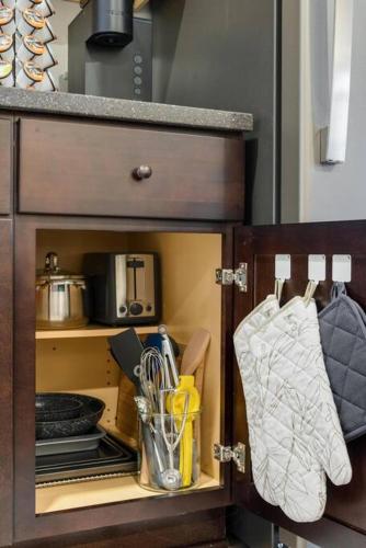 Maple Suite - Main Street Lodge in Berlin Maple Suite - Main Street Lodge in Berlin