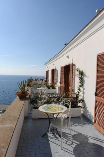 陽台/露台, 迪莫拉福尼羅酒店 (Hotel Dimora Fornillo) in 波西塔諾市中心