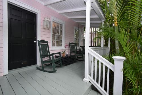 Cottage image 6