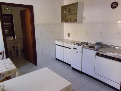 Apartment with Terrace image 9