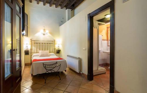 Casa del Capitel Nazarí - image 11