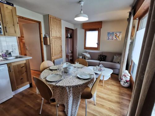 Appartement Les Gets 2 pièces 4 personnes - FR-1-598-22 - main image