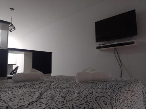 One-Bedroom Apartment image 1