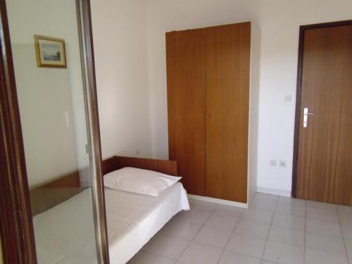 Apartment with Terrace image 8