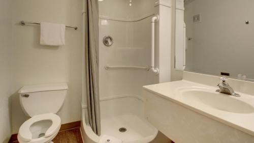 Motel 6 Elizabethtown - image 8