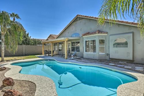 Patio + Fenced Yard: Family Retreat in Phoenix!, Phoenix