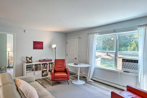 Peaceful Athens Retreat at Sleepy Hollow Lake in Athens, USA