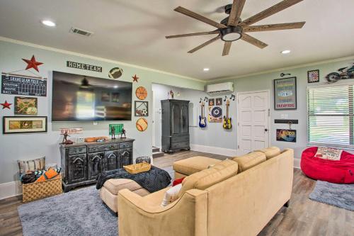 Quaint McKinney Getaway with Game Room and Grill! in McKinney, USA