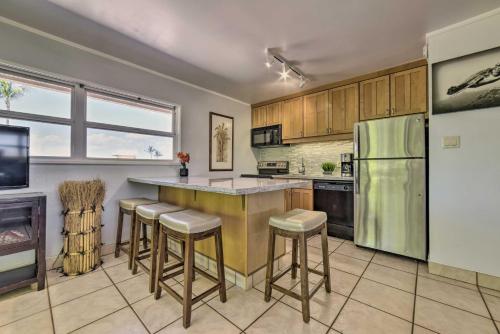 Beautiful Kihei Condo - Walk to the Beach! in คีเฮ