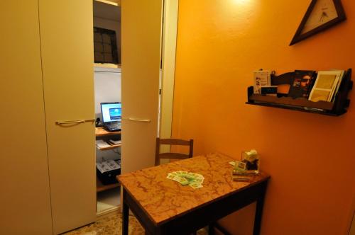 B&B Gate 52 - image 14